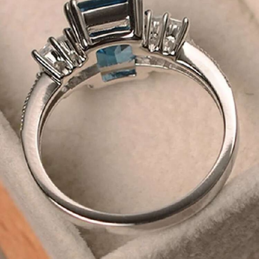 BRIDAL WEDDING ENGAGEMENT RING - Picture 4 of 5